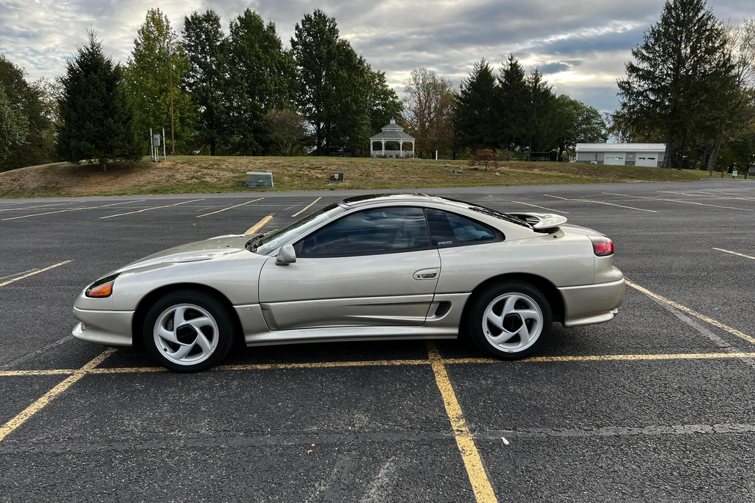1992 Dodge Stealth - Image 10 of 31
