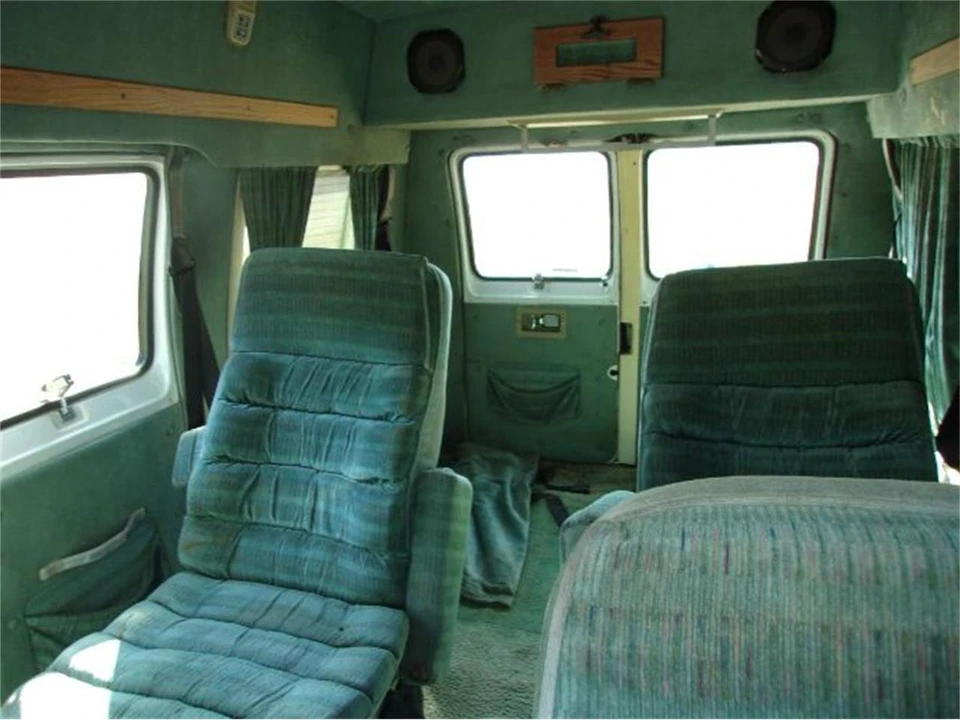 1992 Dodge Ram Van - Image 7 of 9