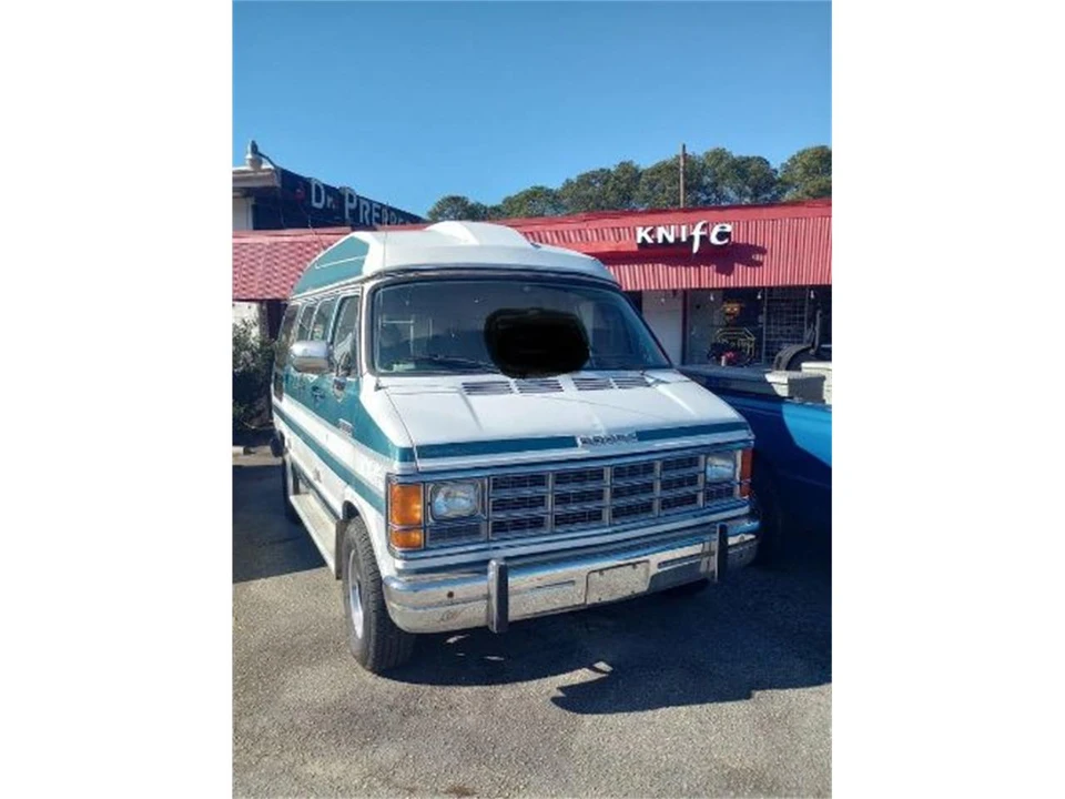 1992 Dodge Ram Van - Image 3 of 9