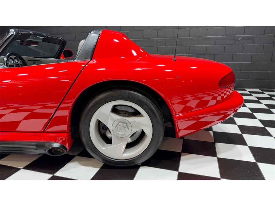 1992 Dodge Viper 1st Gen - Image 22 of 31