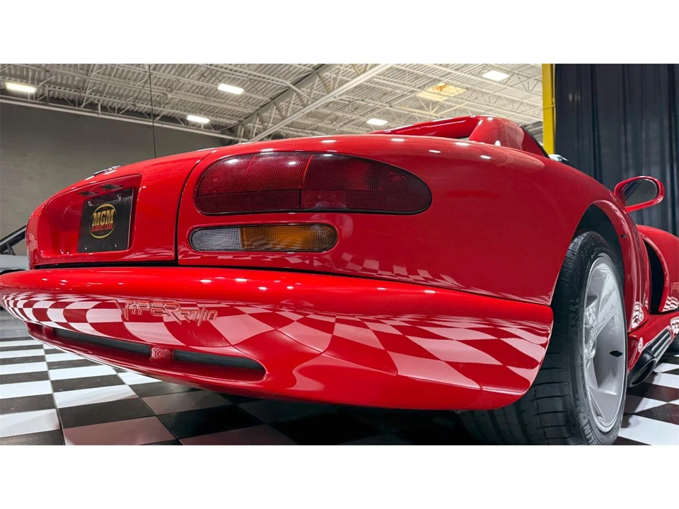 1992 Dodge Viper 1st Gen - Image 30 of 31