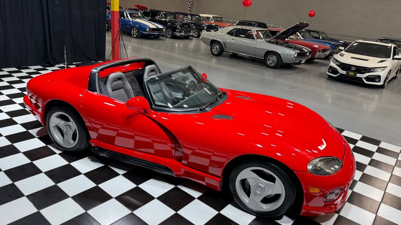 1992 Dodge Viper 1st Gen - Image 19 of 31
