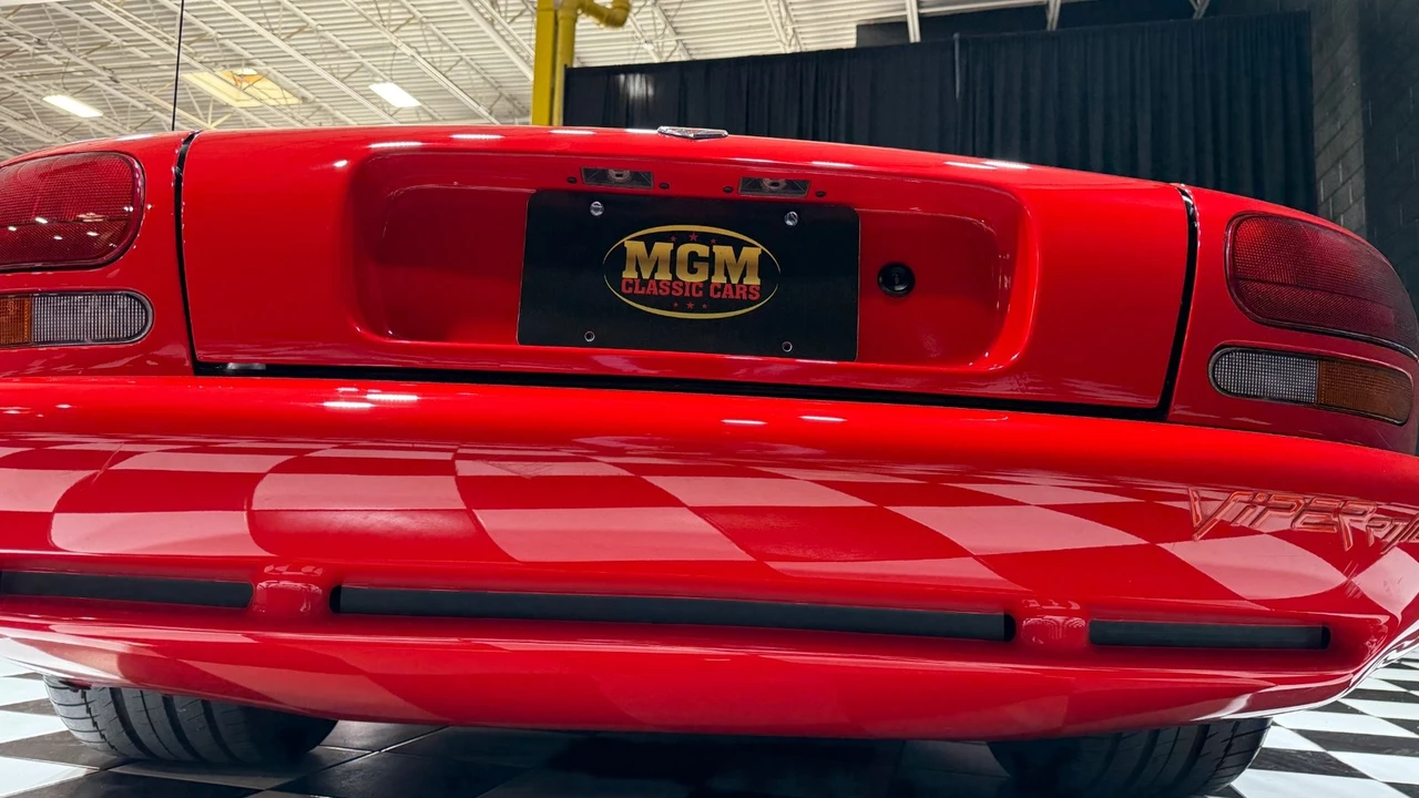 1992 Dodge Viper 1st Gen - Image 30 of 31
