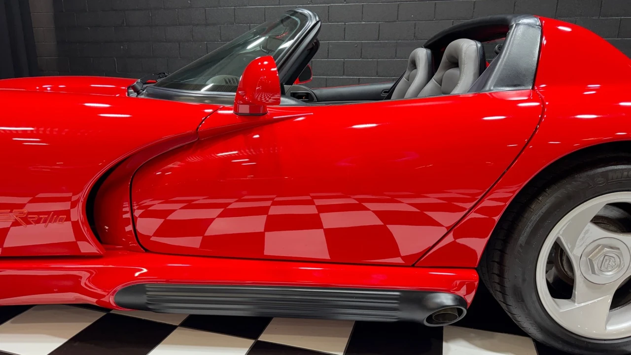 1992 Dodge Viper 1st Gen - Image 21 of 31