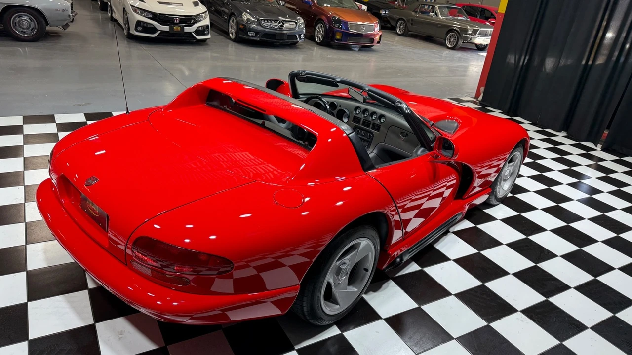1992 Dodge Viper 1st Gen - Image 18 of 31
