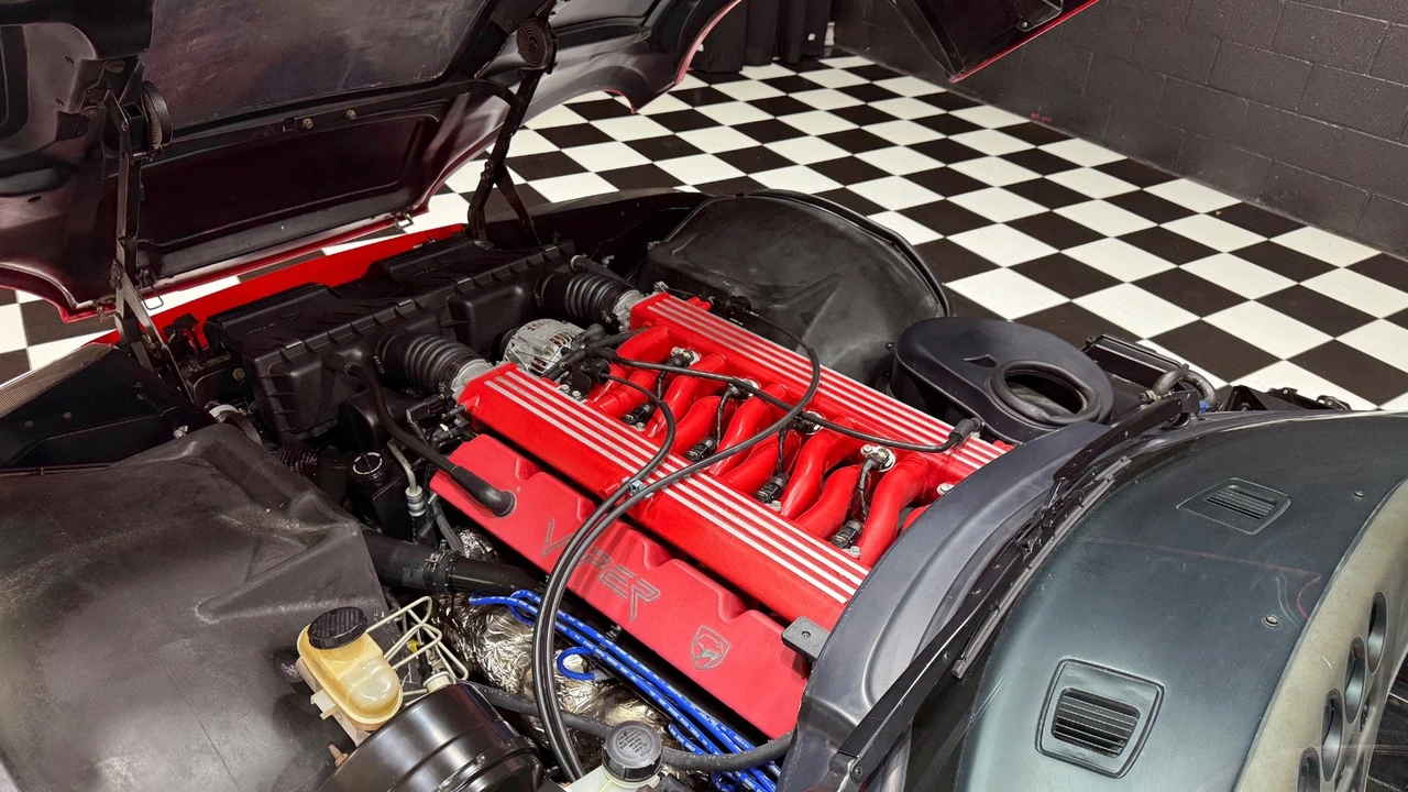 1992 Dodge Viper 1st Gen - Image 3 of 31