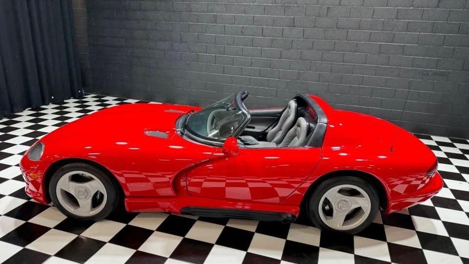 1992 Dodge Viper 1st Gen - Image 14 of 20