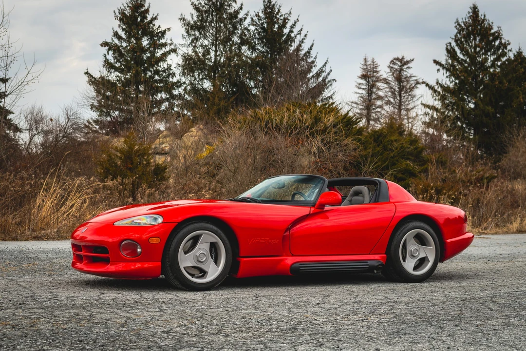 1992 Dodge Viper 1st Gen - Image 2 of 31