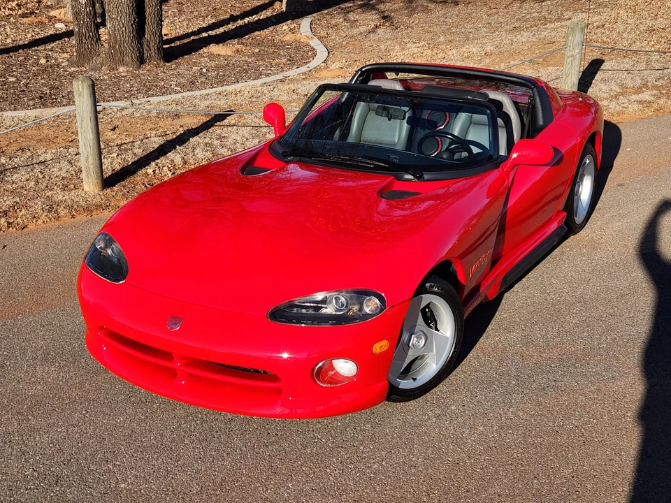 1992 Dodge Viper 1st Gen - Image 2 of 31
