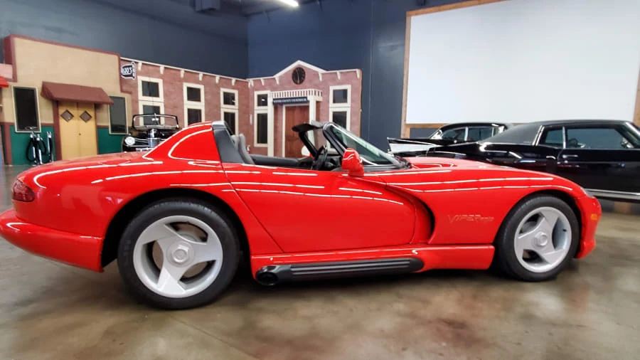 1992 Dodge Viper 1st Gen - Image 11 of 12