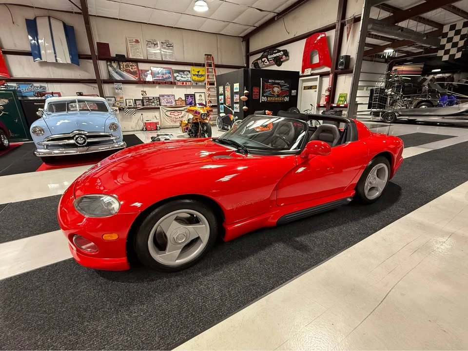 1992 Dodge Viper 1st Gen - Image 19 of 20