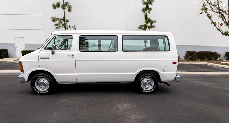 1992 Dodge Ram Van - Image 3 of 19