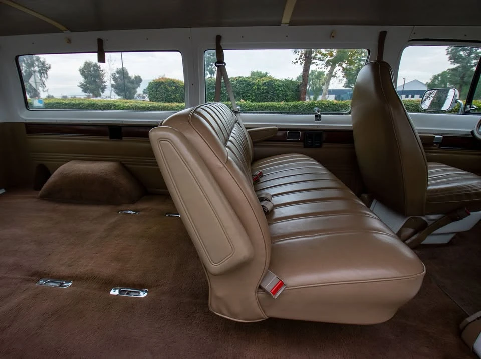 1992 Dodge Ram Van - Image 12 of 19