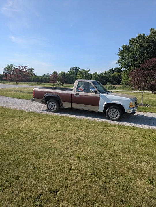 1992 Dodge Dakota 1st Gen - Image 2 of 18