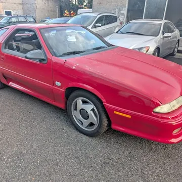 1992 Dodge Daytona IROC R/T
