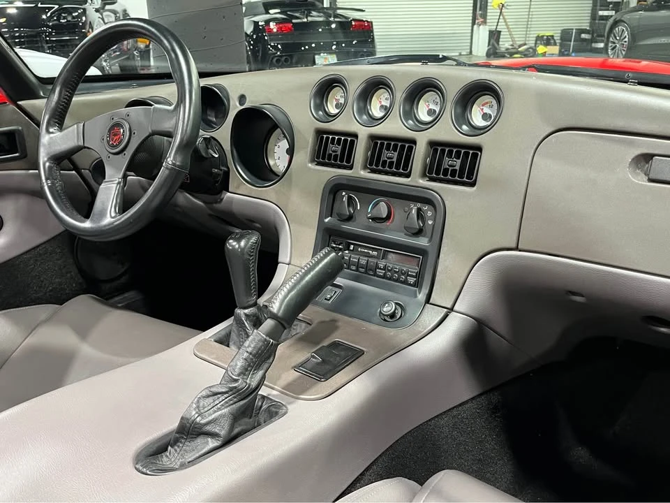 1992 Dodge Viper 1st Gen - Image 9 of 10