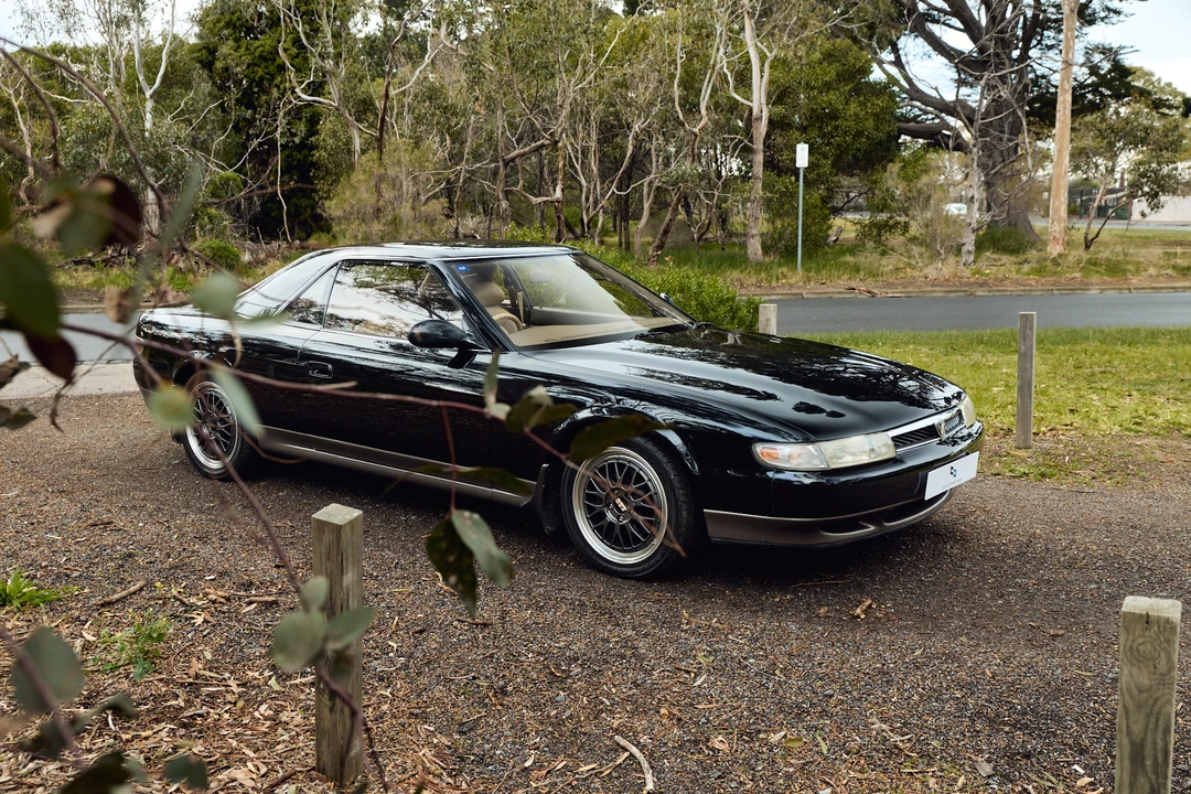 1992 Mazda JC Cosmo - Image 3 of 31