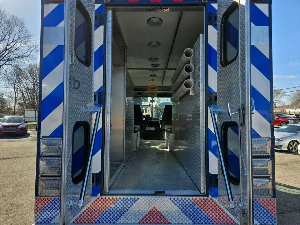 1992 Ford Econoline Van - Image 15 of 21