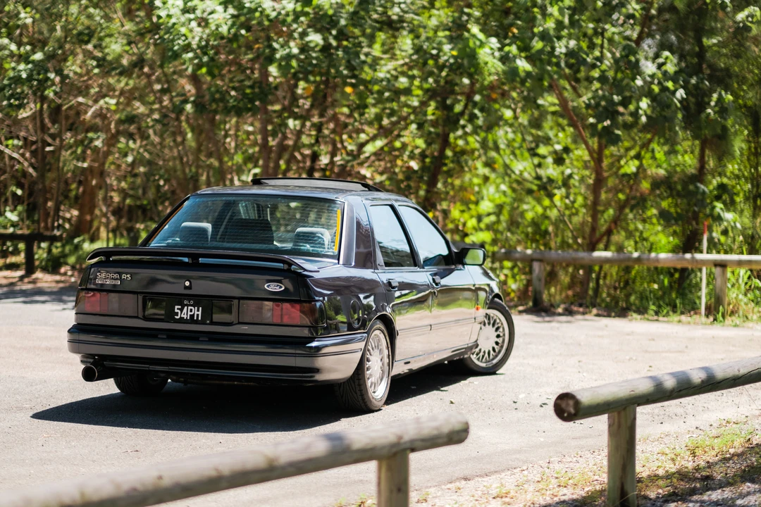 1993 Ford Sierra RS Cosworth - Image 15 of 31