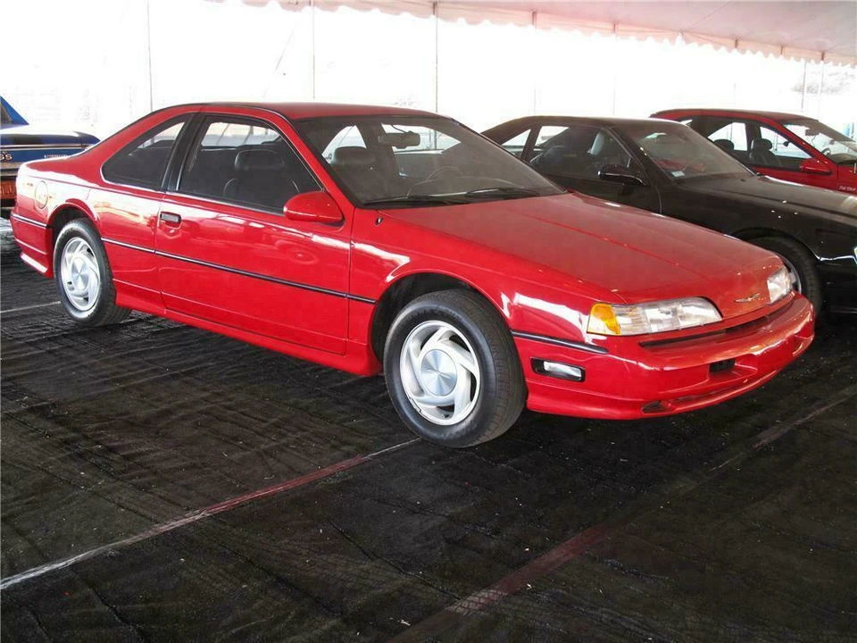 1992 Ford Thunderbird 10th Gen - Image 5 of 5