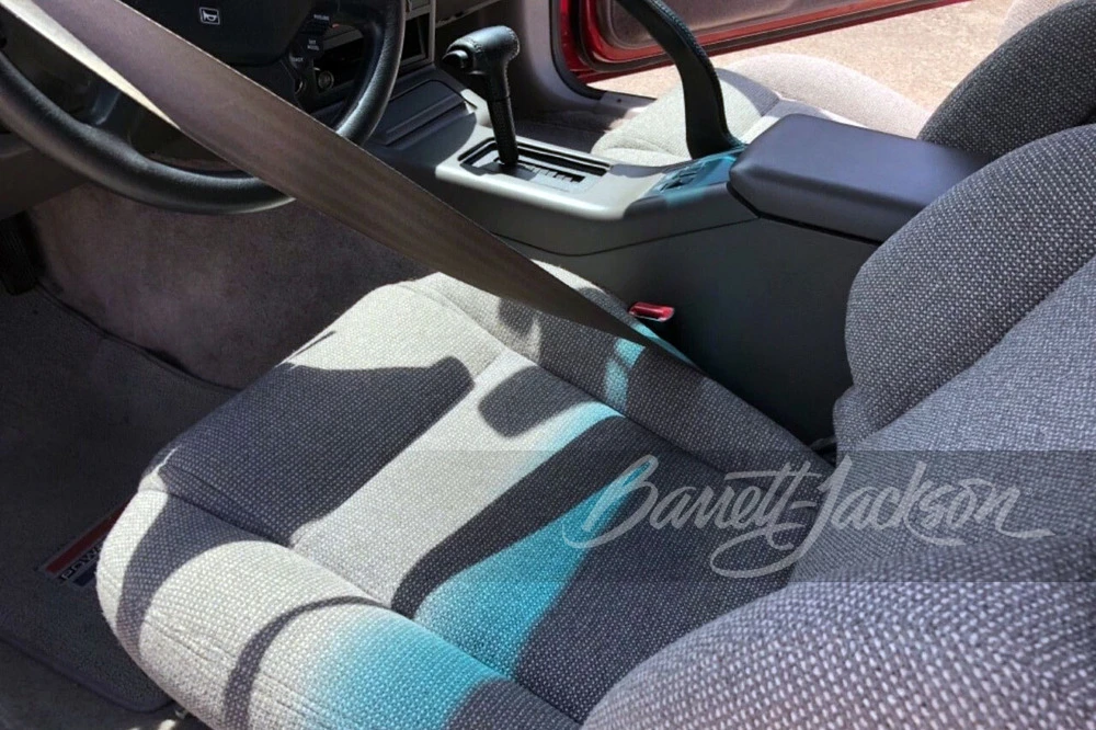 1992 Ford Thunderbird 10th Gen - Image 4 of 7