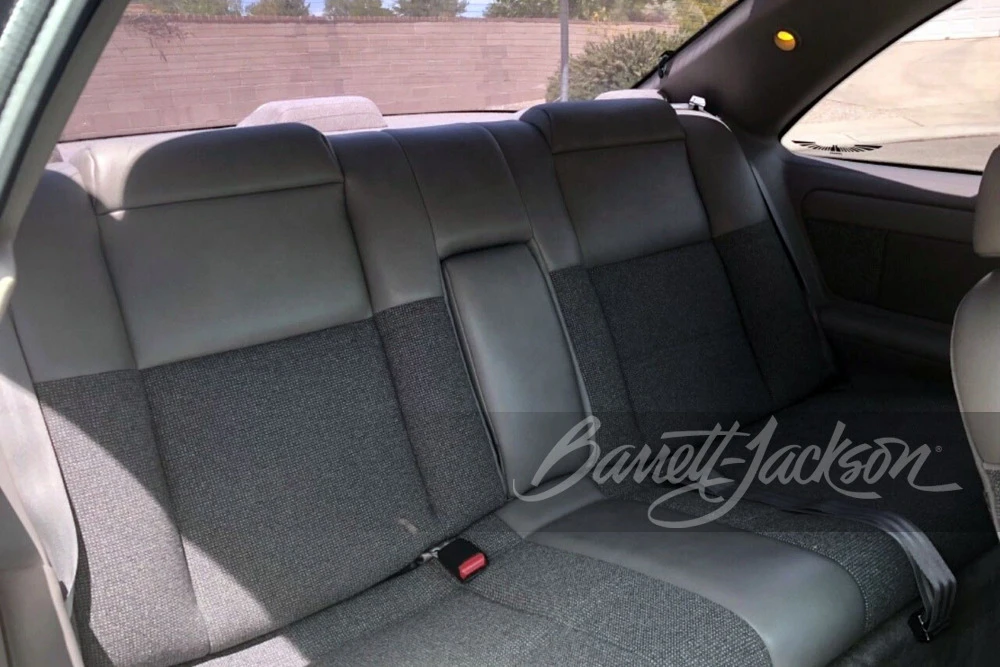 1992 Ford Thunderbird 10th Gen - Image 5 of 7