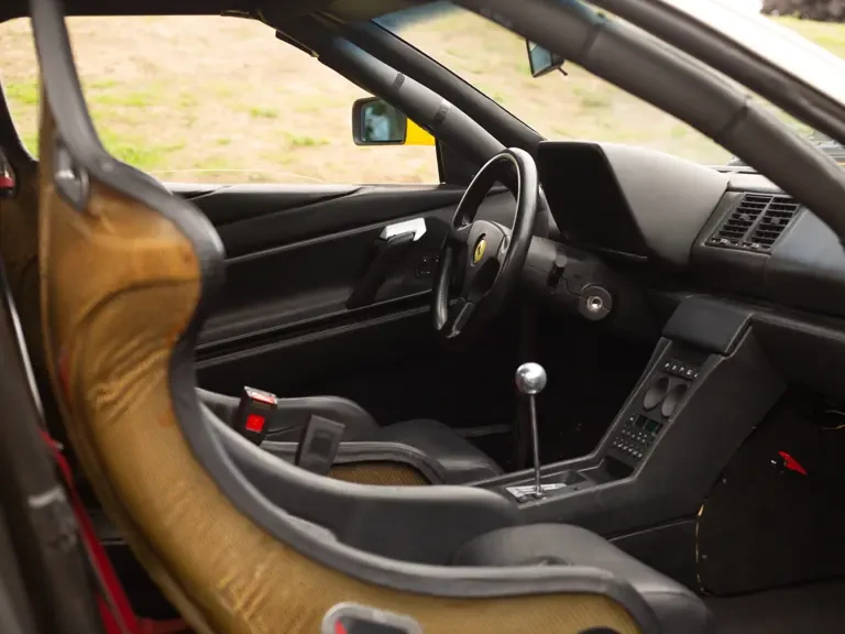 1992 Ferrari 348 Challenge - Image 5 of 31