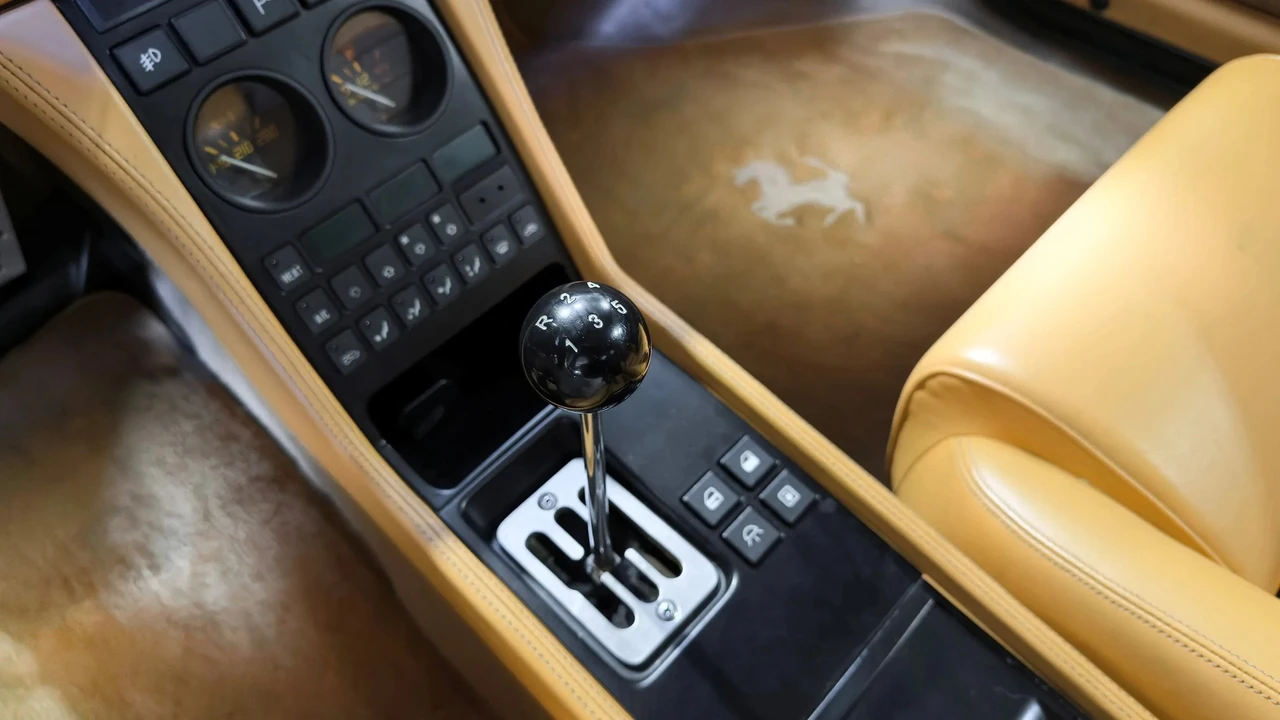 1992 Ferrari 348 ts - Image 14 of 27