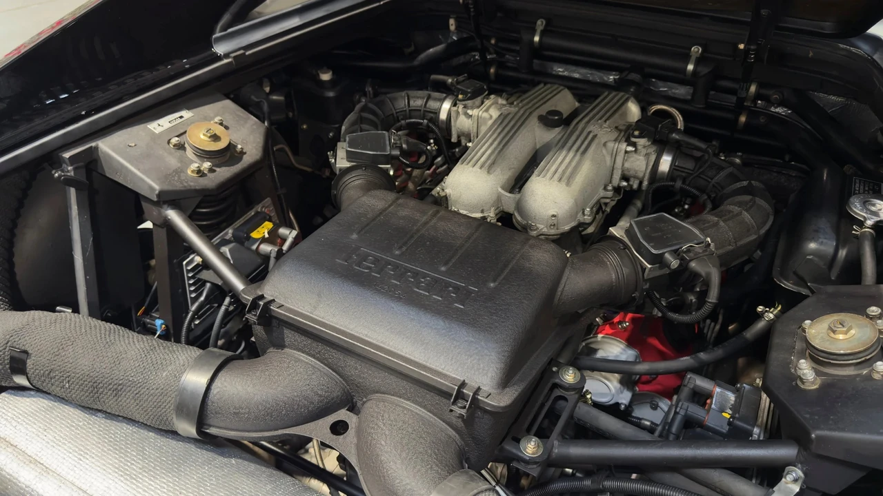 1992 Ferrari 348 ts - Image 23 of 27