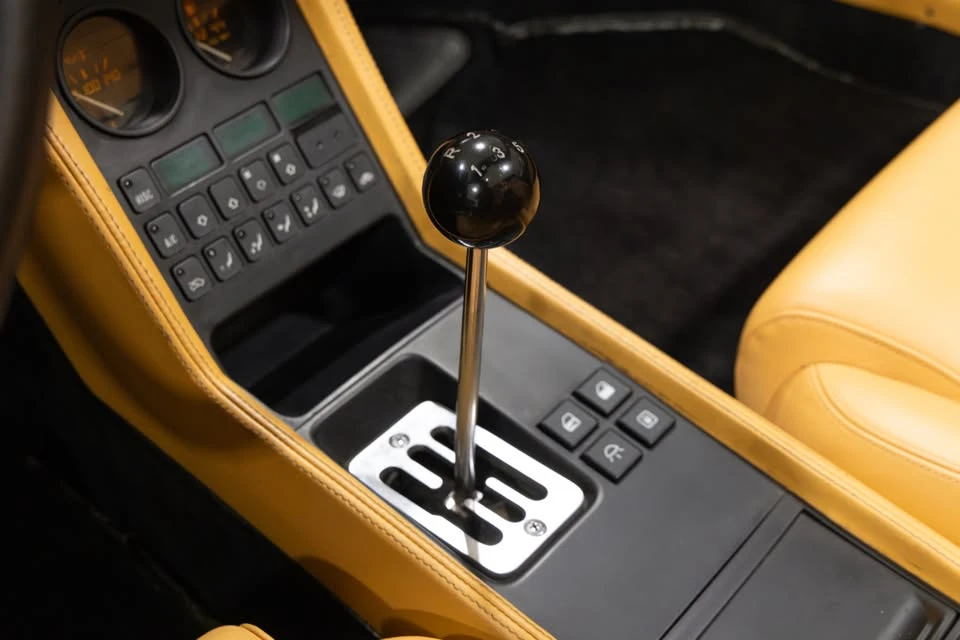 1992 Ferrari 348 - Image 16 of 20