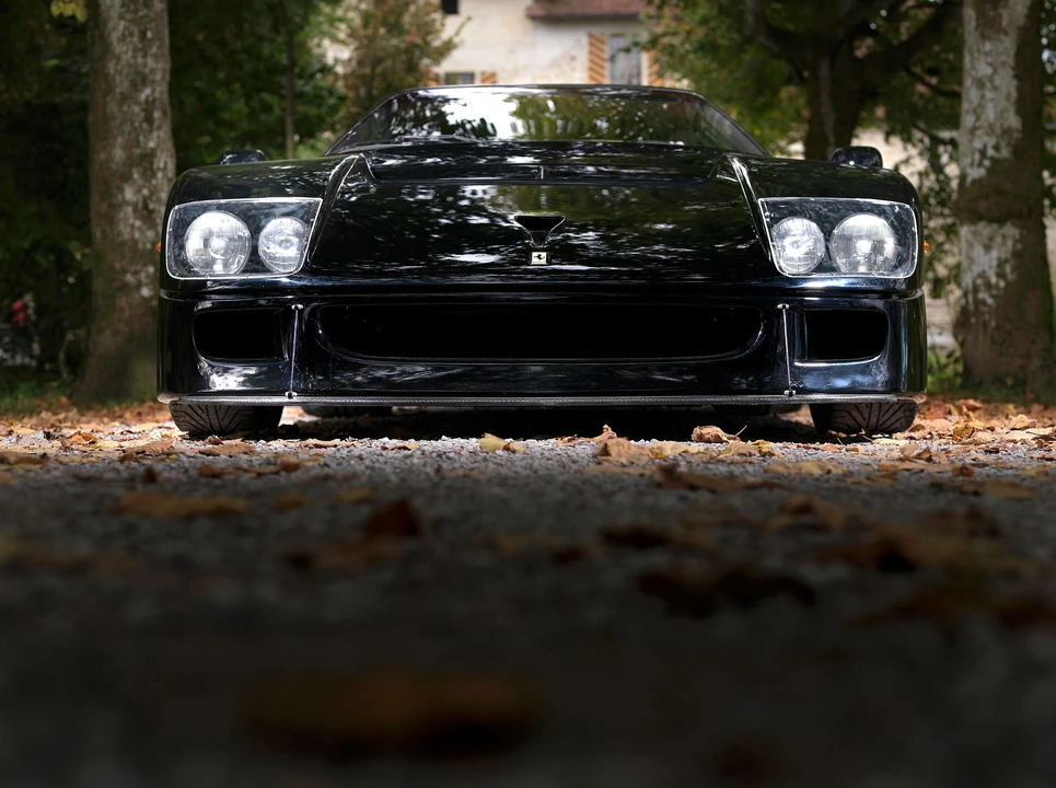 1992 Ferrari F40 - Image 4 of 7