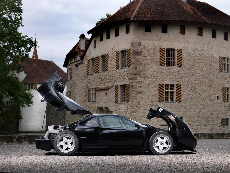 1992 Ferrari F40 - Image 7 of 7