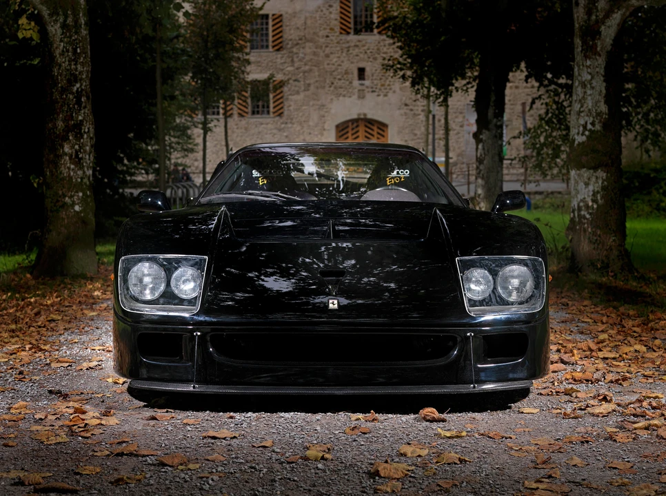 1992 Ferrari F40 - Image 5 of 7