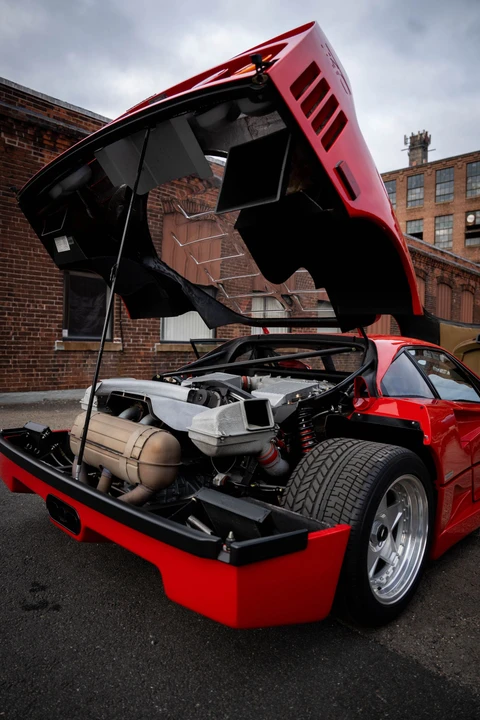 1992 Ferrari F40 - Image 28 of 31