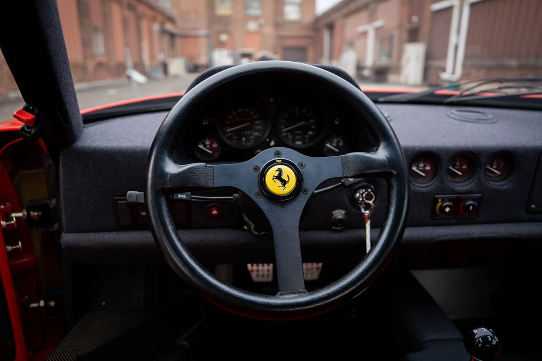 1992 Ferrari F40 - Image 10 of 31