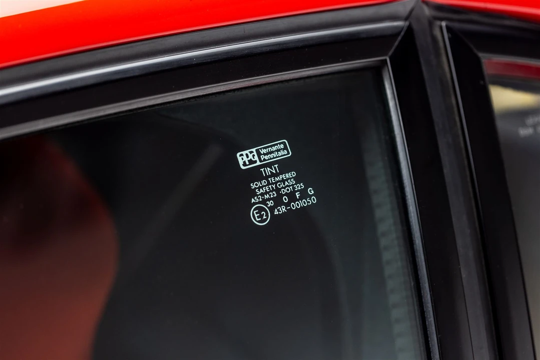 1992 Ferrari F40 - Image 20 of 31