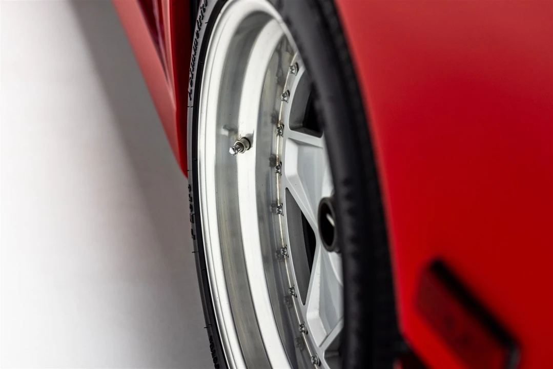 1992 Ferrari F40 - Image 28 of 31