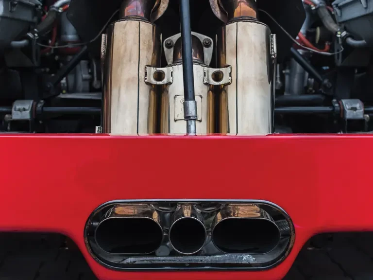 1992 Ferrari F40 - Image 28 of 31