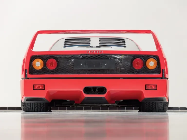 1992 Ferrari F40 - Image 10 of 31