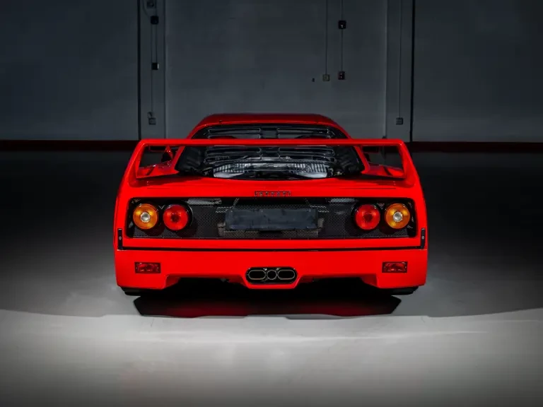 1992 Ferrari F40 - Image 10 of 31
