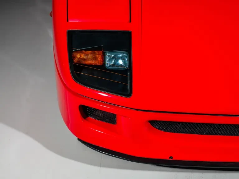 1992 Ferrari F40 - Image 30 of 31