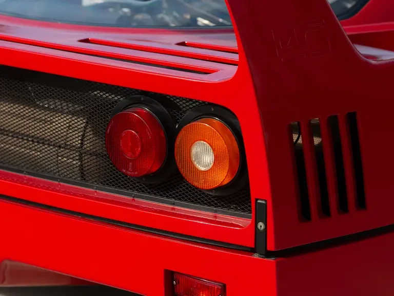 1992 Ferrari F40 - Image 28 of 31