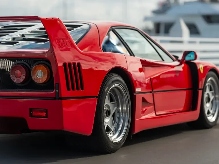 1992 Ferrari F40 - Image 27 of 31