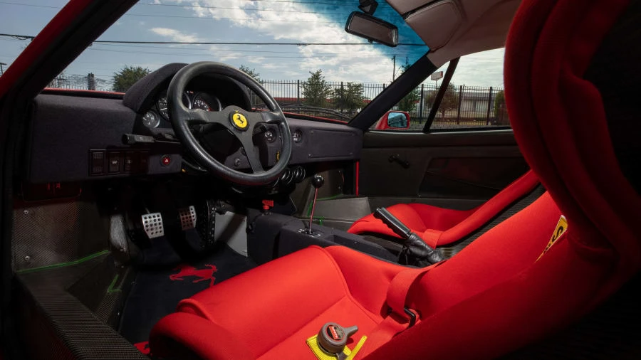 1992 Ferrari F40 - Image 4 of 31