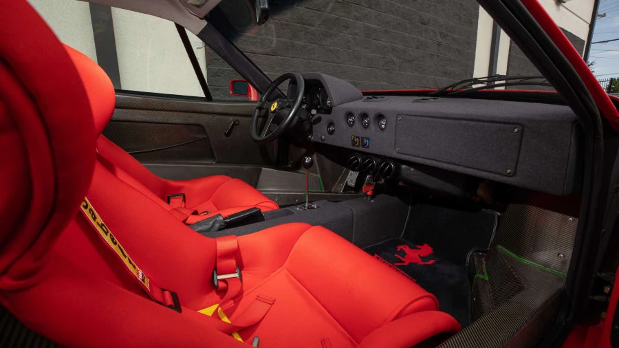 1992 Ferrari F40 - Image 5 of 31