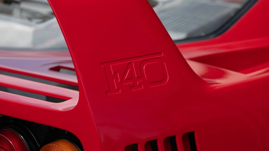 1992 Ferrari F40 - Image 10 of 31