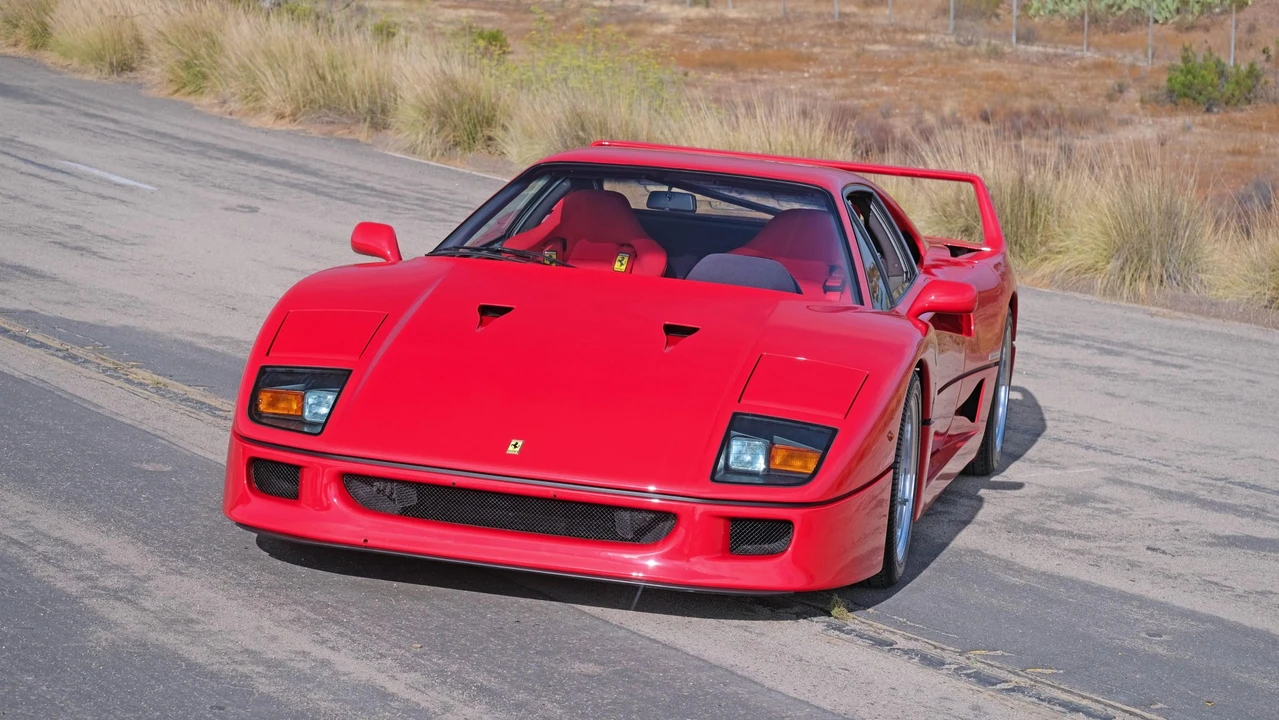 1992 Ferrari F40 - Image 4 of 31
