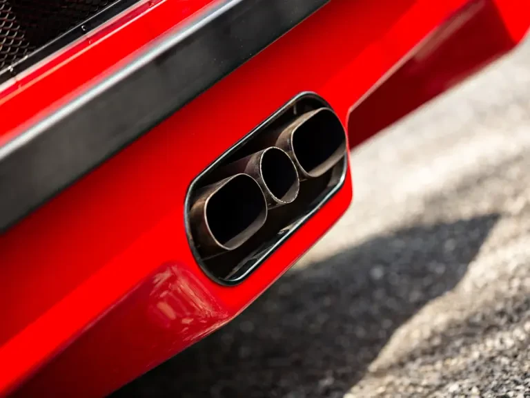 1992 Ferrari F40 - Image 28 of 31