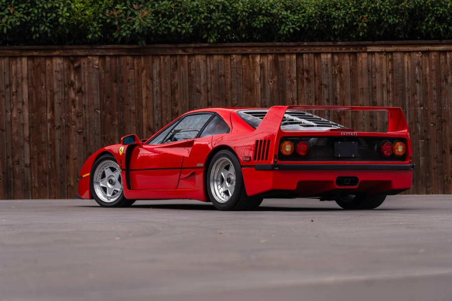 1992 Ferrari F40 - Image 16 of 31