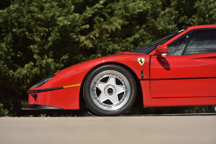 1992 Ferrari F40 - Image 9 of 31